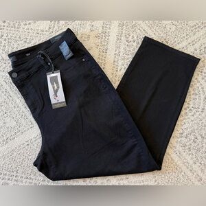 NWT Liverpool “Perfect” Black Jean Sz 22W